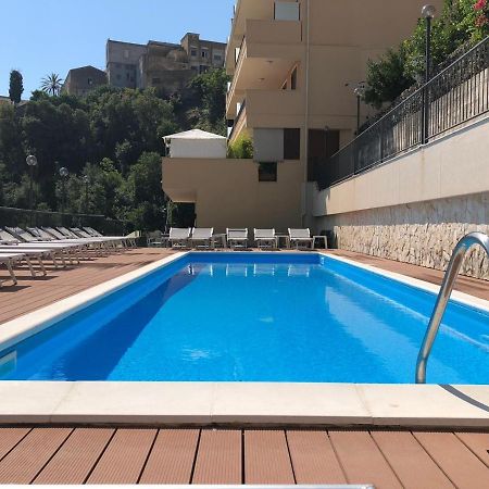 Casa Vacanza "Ilenia" - Taormina Exterior foto